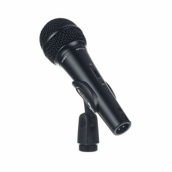 Behringer XM1800